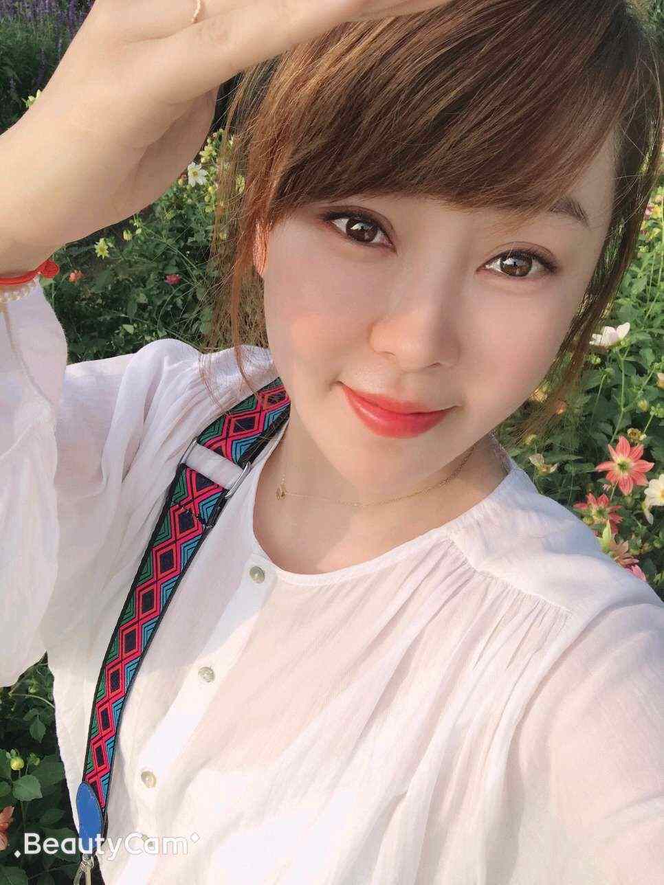 新区 优优  妹子身材火辣 服务技术好