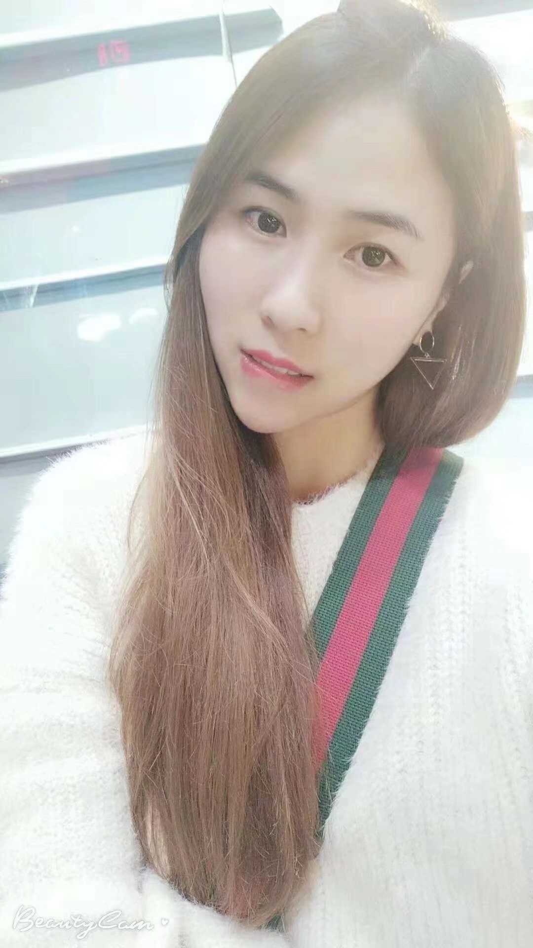 江阴萌萌胸大服务好